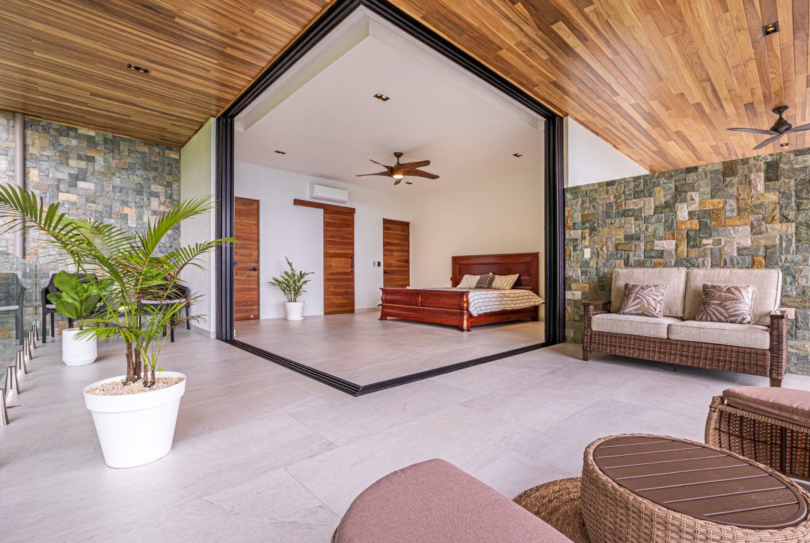 CASA KOULES – LUXURY OCEAN VIEW HOME IN COSTA VERDE ESTATES