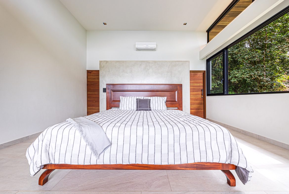 CASA KOULES – LUXURY OCEAN VIEW HOME IN COSTA VERDE ESTATES