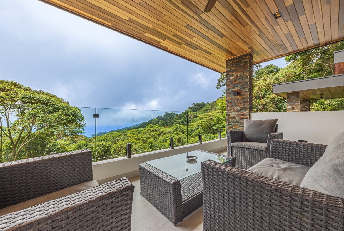 CASA KOULES – LUXURY OCEAN VIEW HOME IN COSTA VERDE ESTATES