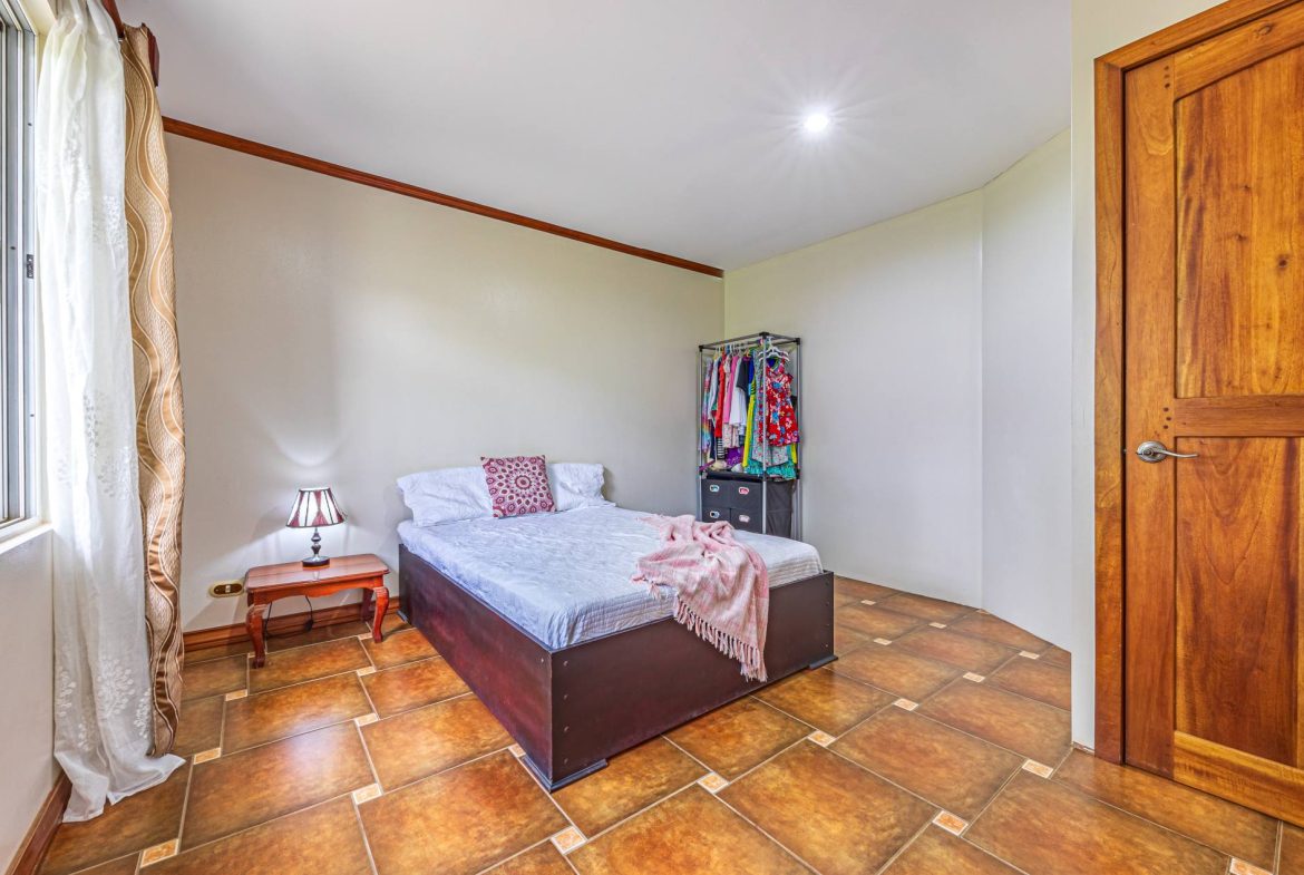 PROPERTY IN THE HEART OF UVITA – 0.12 ACRES