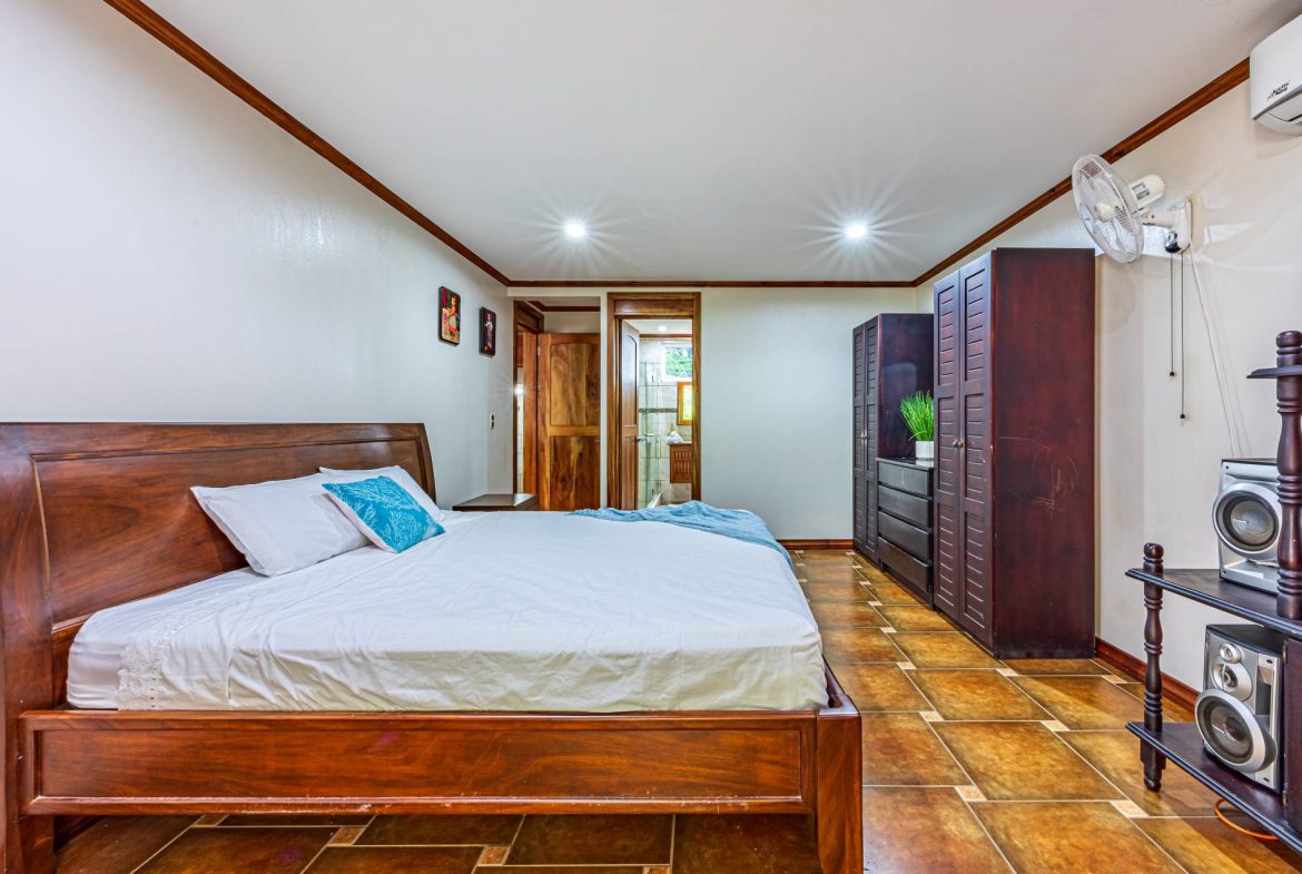 PROPERTY IN THE HEART OF UVITA – 0.12 ACRES