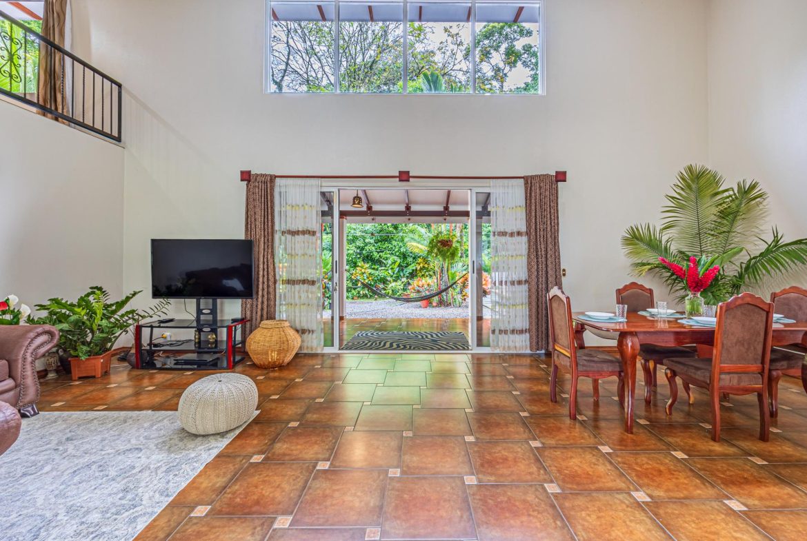 PROPERTY IN THE HEART OF UVITA – 0.12 ACRES