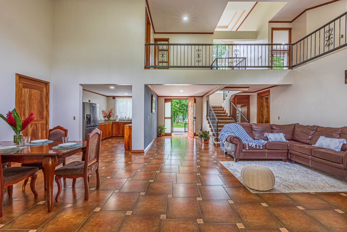 PROPERTY IN THE HEART OF UVITA – 0.12 ACRES
