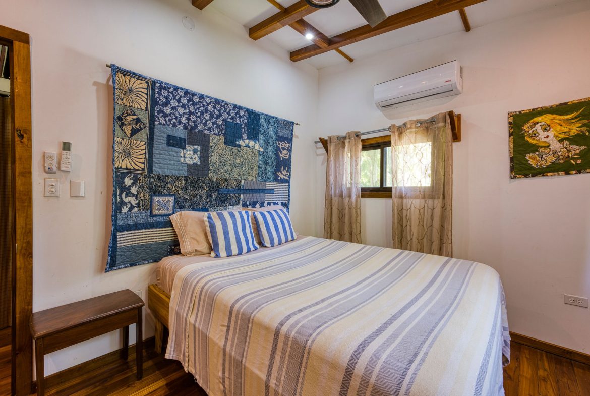 DOMINICAL HOTEL OR RETREAT WITH 13 RENTALS PLUS OWNER’S HOME