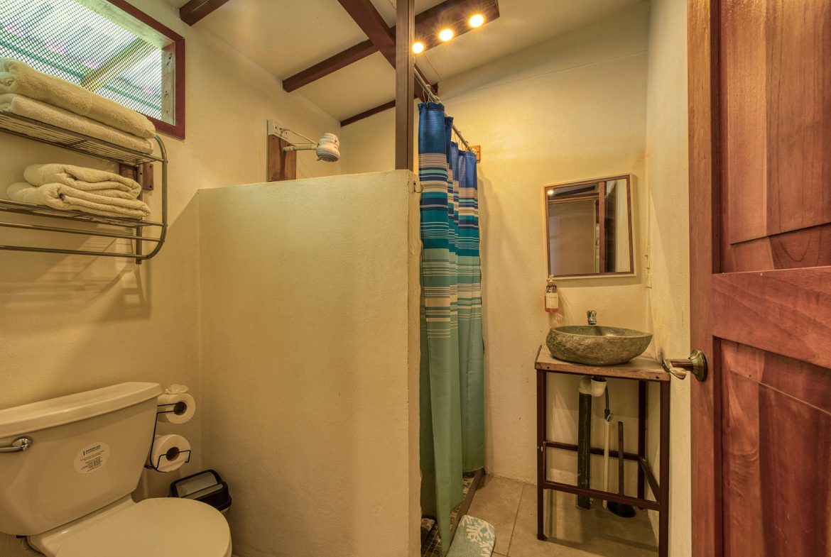 DOMINICAL HOTEL OR RETREAT WITH 13 RENTALS PLUS OWNER’S HOME