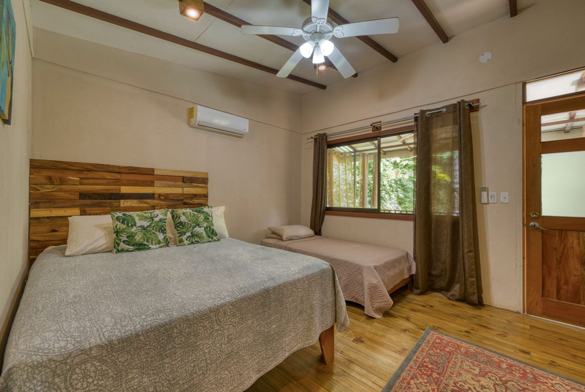 DOMINICAL HOTEL OR RETREAT WITH 13 RENTALS PLUS OWNER’S HOME