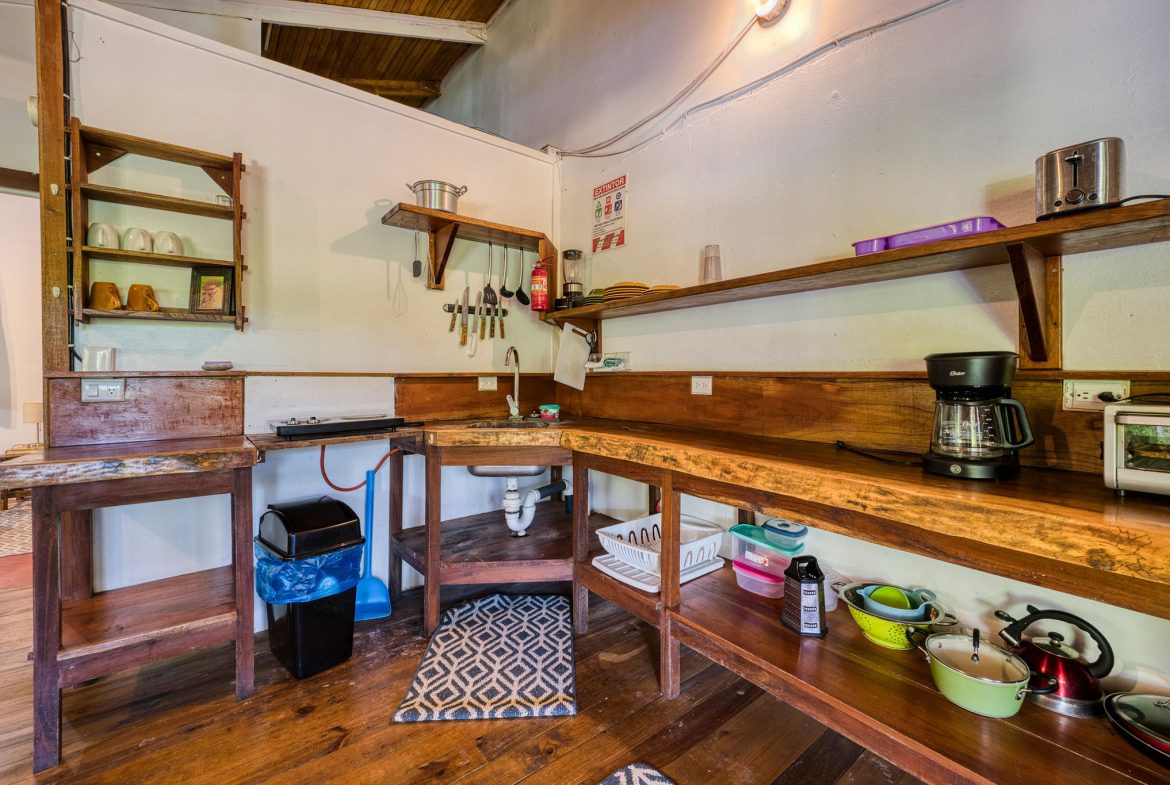 DOMINICAL HOTEL OR RETREAT WITH 13 RENTALS PLUS OWNER’S HOME