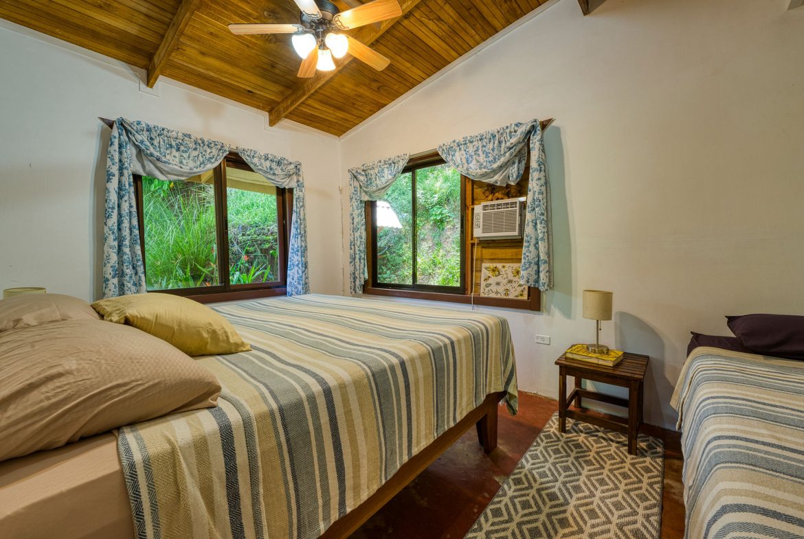 DOMINICAL HOTEL OR RETREAT WITH 13 RENTALS PLUS OWNER’S HOME