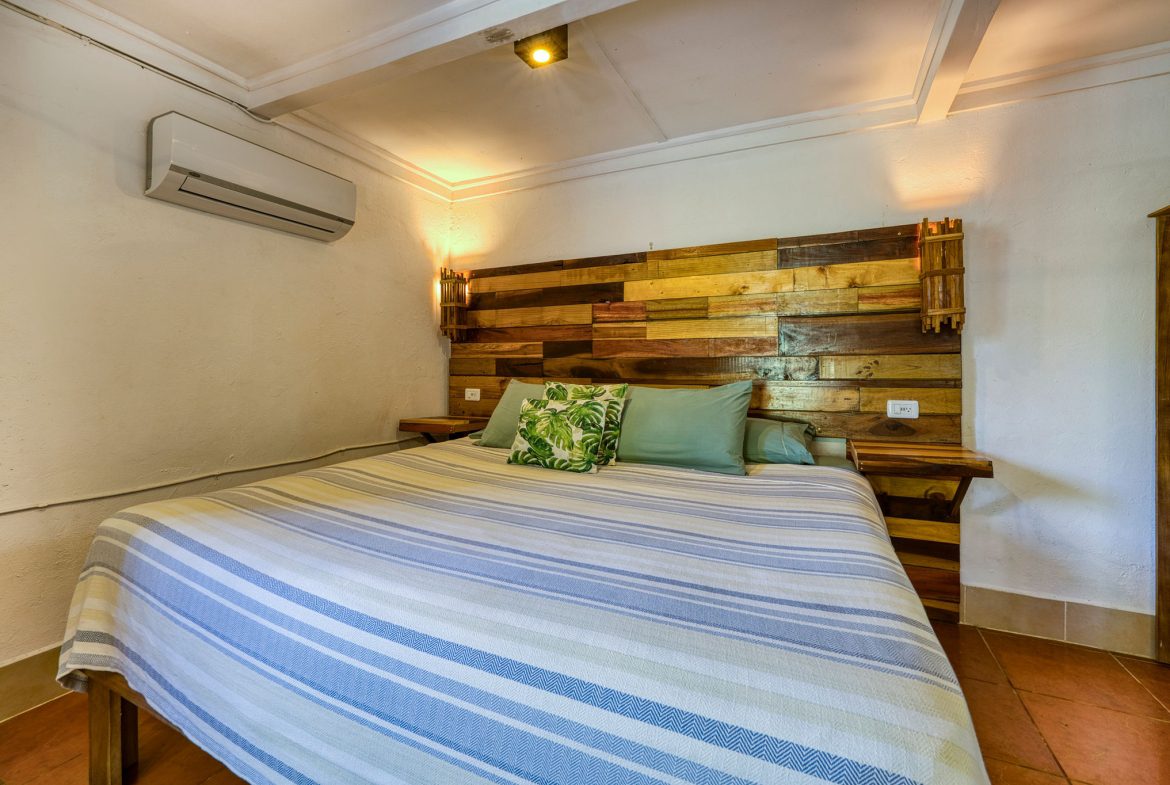 DOMINICAL HOTEL OR RETREAT WITH 13 RENTALS PLUS OWNER’S HOME
