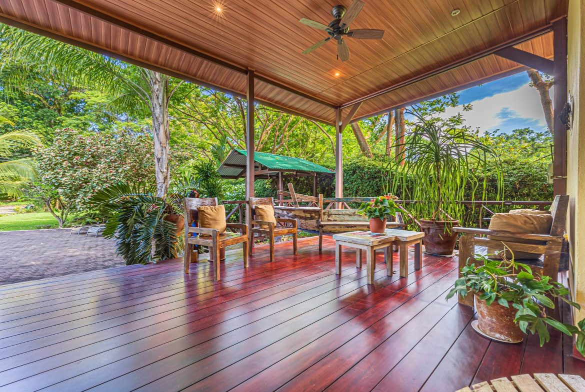 PROPERTY NEAR TO THE DOMINICAL BEACH – 0.50 ACRES