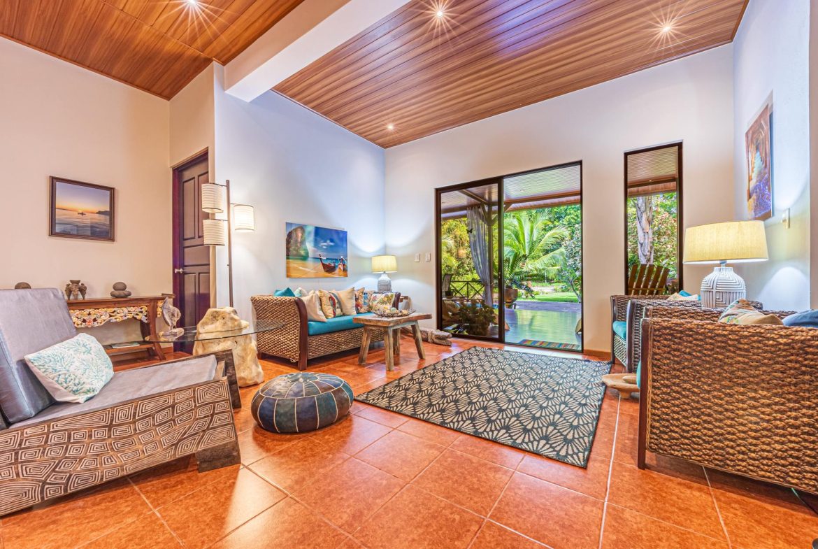 PROPERTY NEAR TO THE DOMINICAL BEACH – 0.50 ACRES