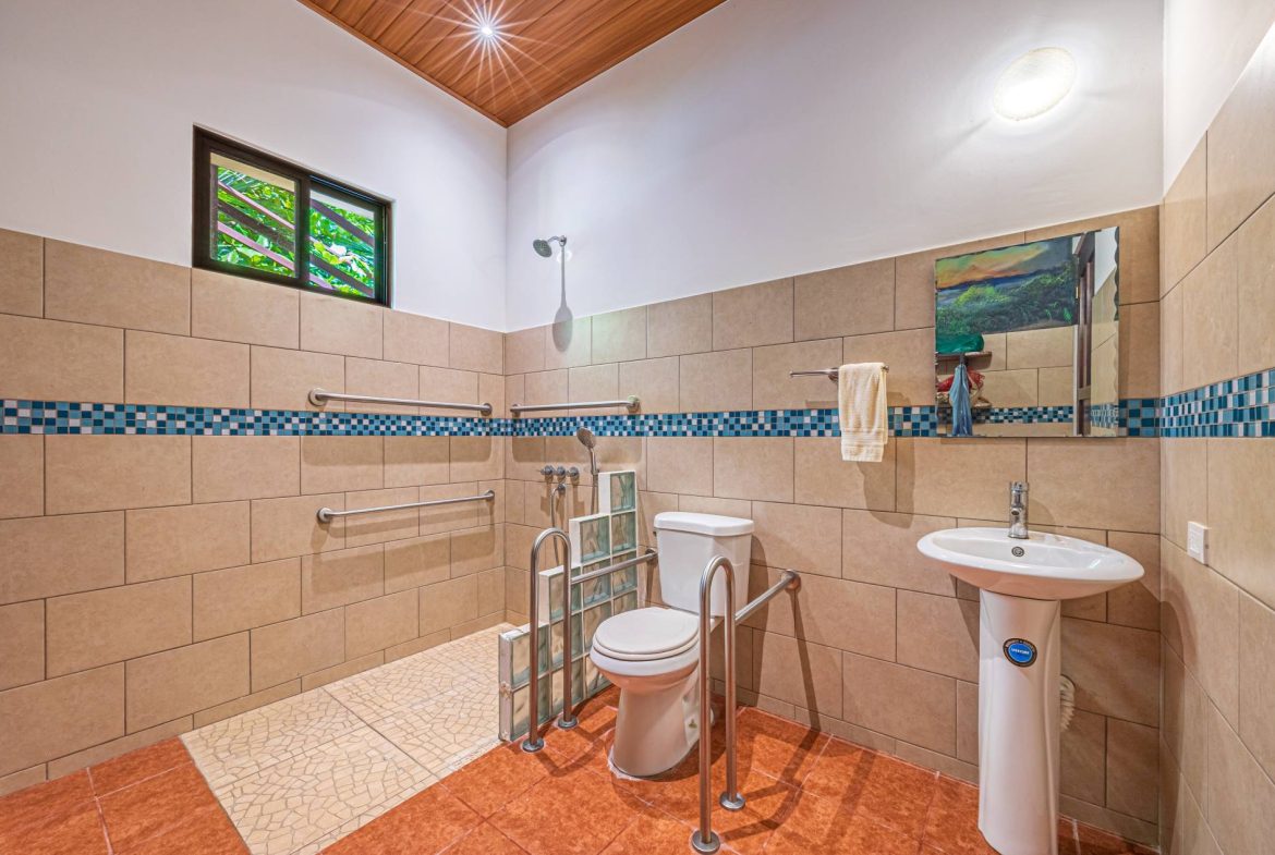 PROPERTY NEAR TO THE DOMINICAL BEACH – 0.50 ACRES