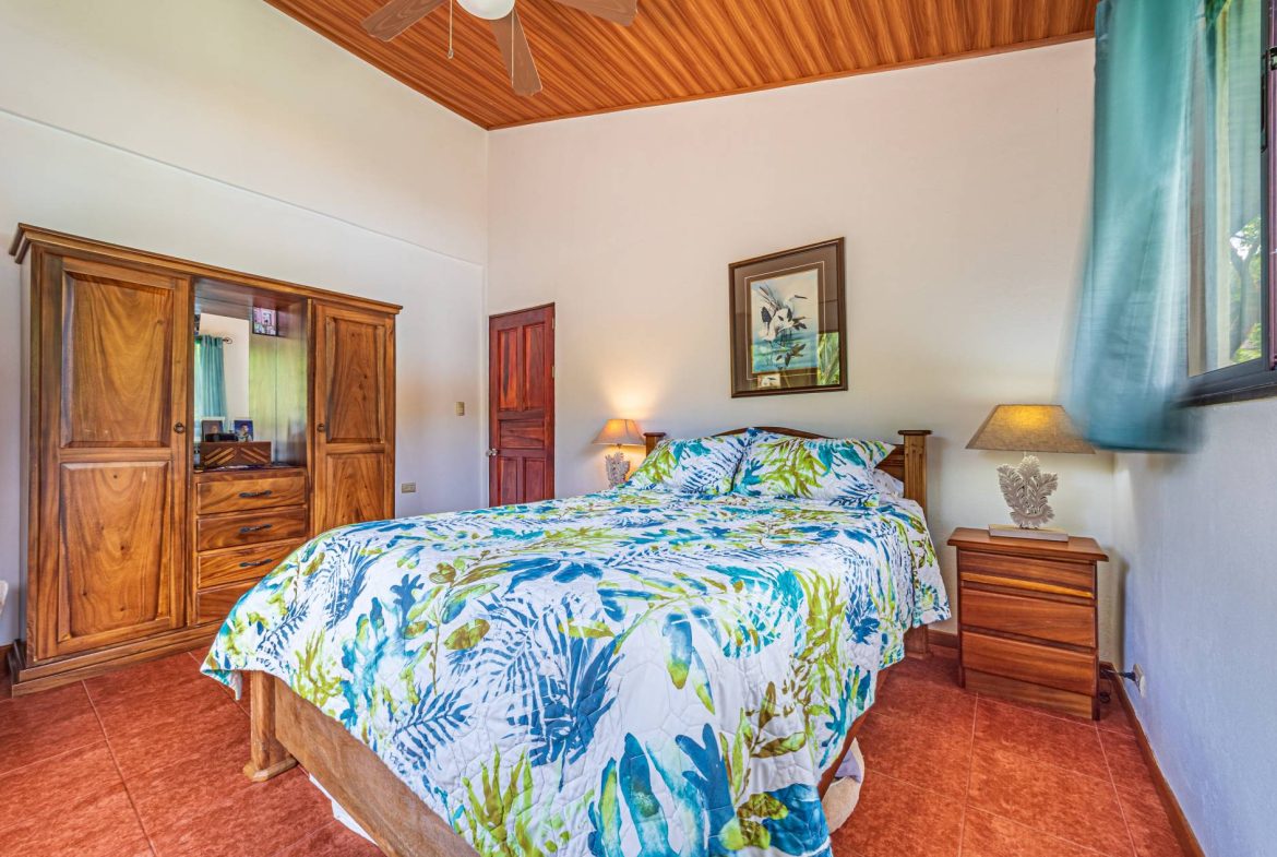 PROPERTY NEAR TO THE DOMINICAL BEACH – 0.50 ACRES