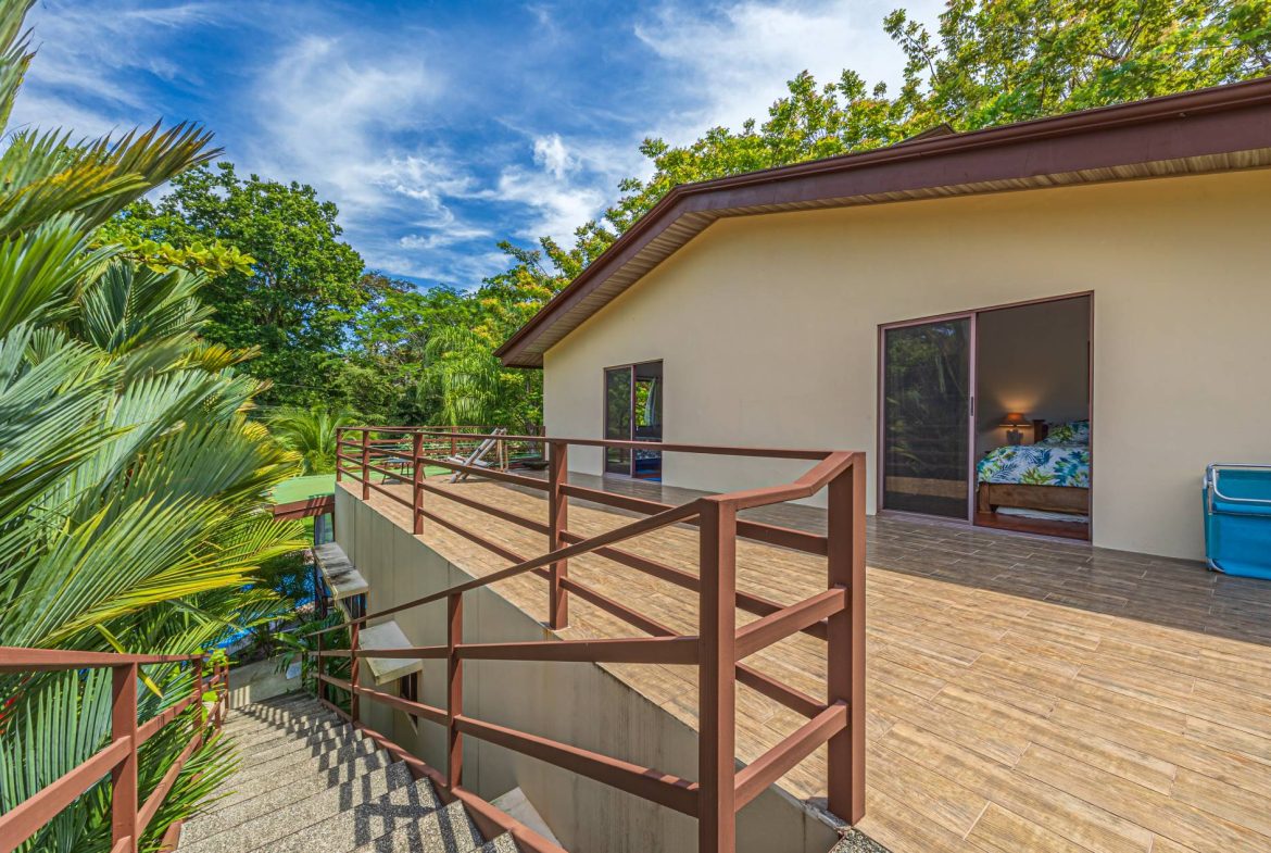 PROPERTY NEAR TO THE DOMINICAL BEACH – 0.50 ACRES