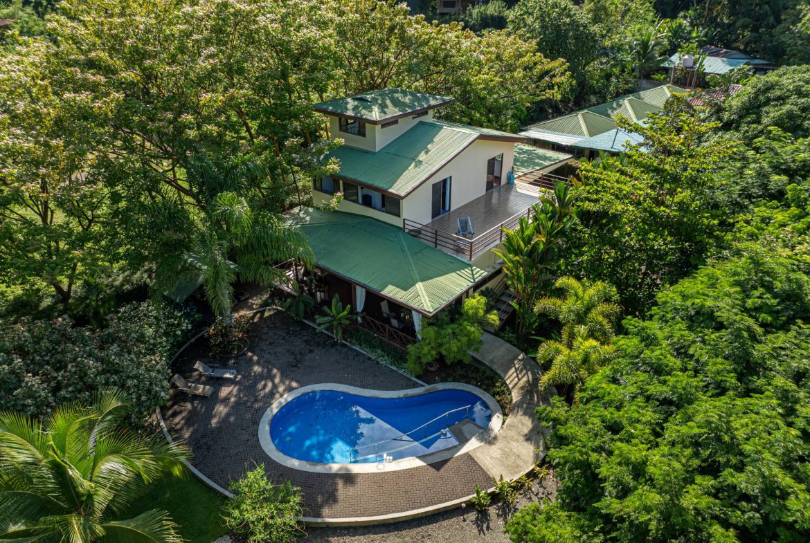 PROPERTY NEAR TO THE DOMINICAL BEACH – 0.50 ACRES