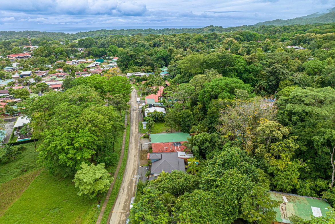PROPERTY IN THE HEART OF UVITA – 0.12 ACRES