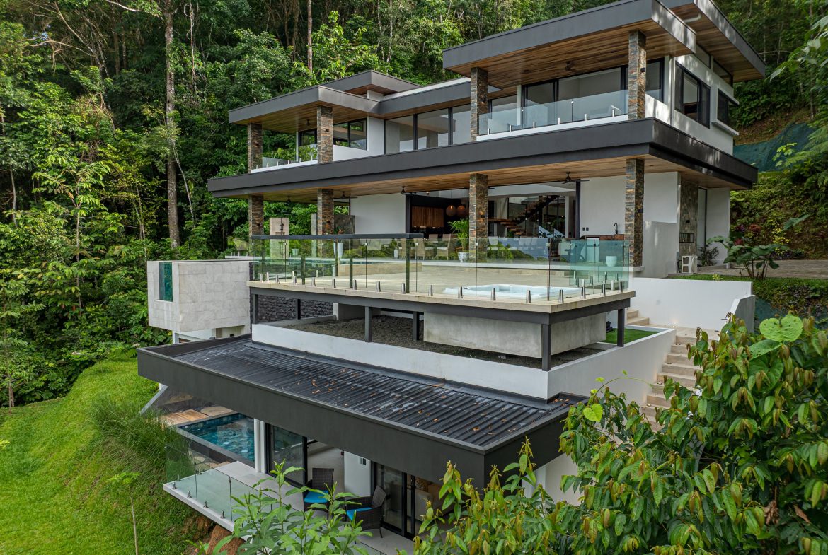 CASA KOULES – LUXURY OCEAN VIEW HOME IN COSTA VERDE ESTATES, Uvita, Costa Rica — photo 4