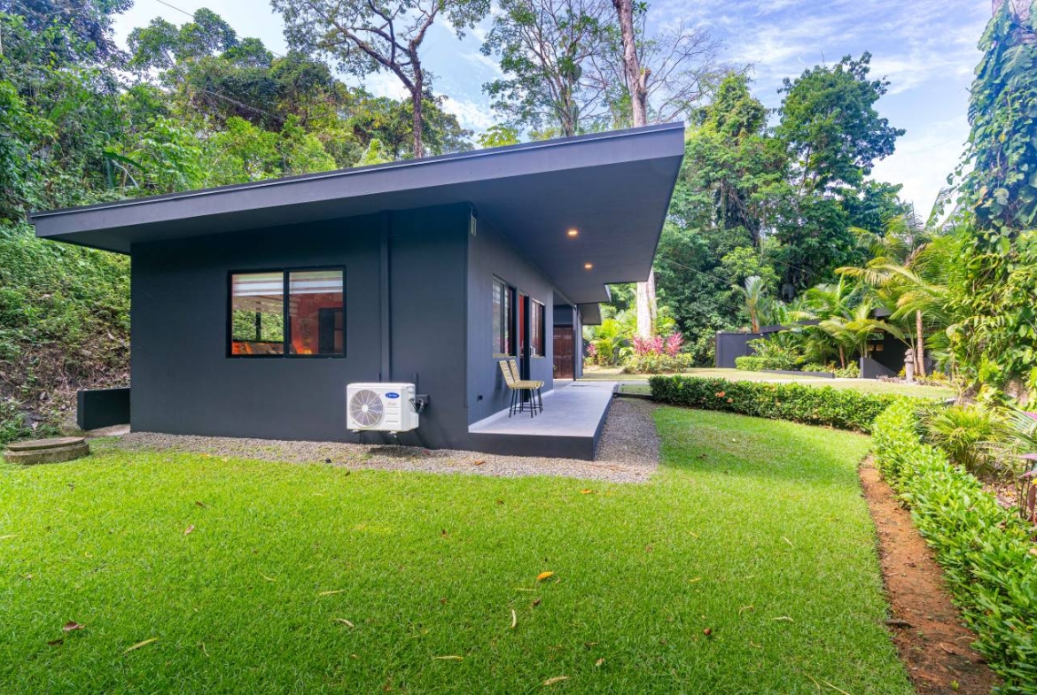ESCALERAS MODERN HOME WITH OCEAN VIEWS DOMINICAl – 2.5 ACRES