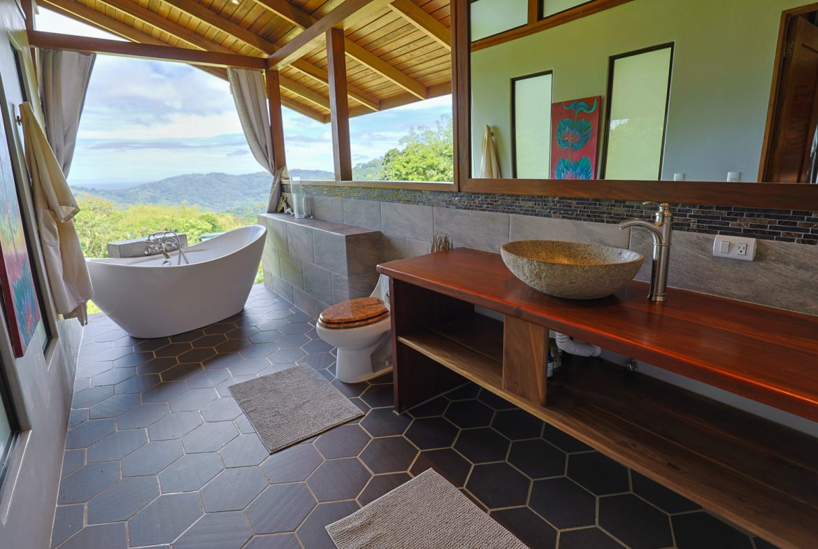 TROPICAL RETREAT IN PLATANILLO – OCEAN VIEW HOME PLUS APARTMENT IN ESTABLISHED COMMUNITY – 0.88 ACRES