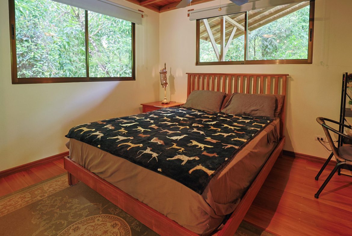 TROPICAL RETREAT IN PLATANILLO – OCEAN VIEW HOME PLUS APARTMENT IN ESTABLISHED COMMUNITY – 0.88 ACRES