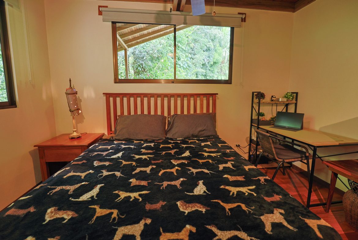 TROPICAL RETREAT IN PLATANILLO – OCEAN VIEW HOME PLUS APARTMENT IN ESTABLISHED COMMUNITY – 0.88 ACRES