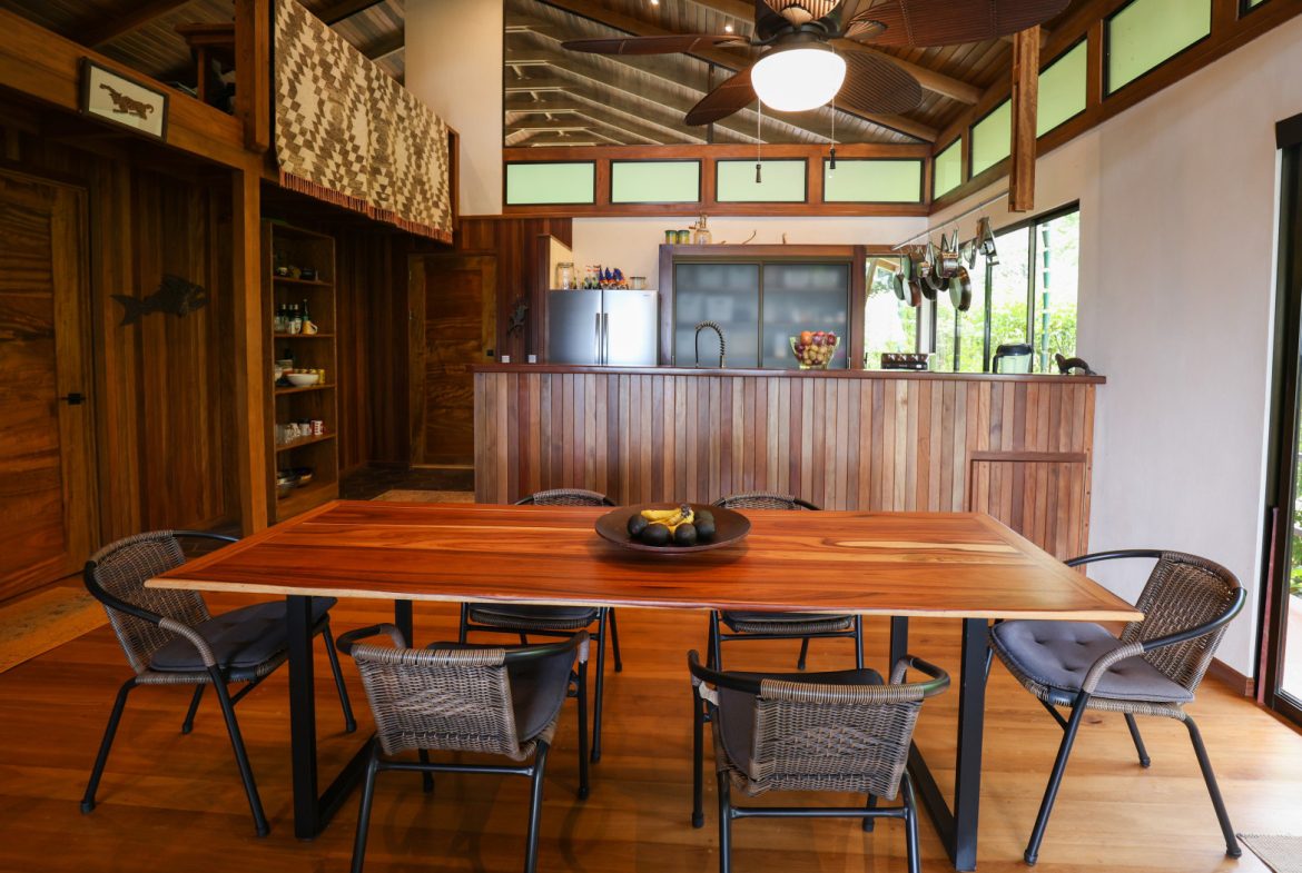 TROPICAL RETREAT IN PLATANILLO – OCEAN VIEW HOME PLUS APARTMENT IN ESTABLISHED COMMUNITY – 0.88 ACRES, Uvita, Costa Rica — photo 3