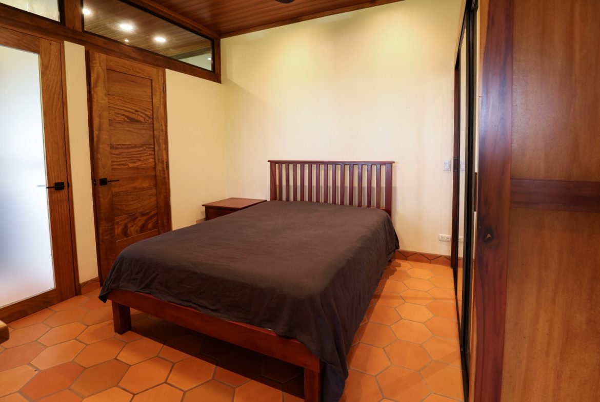 TROPICAL RETREAT IN PLATANILLO – OCEAN VIEW HOME PLUS APARTMENT IN ESTABLISHED COMMUNITY – 0.88 ACRES