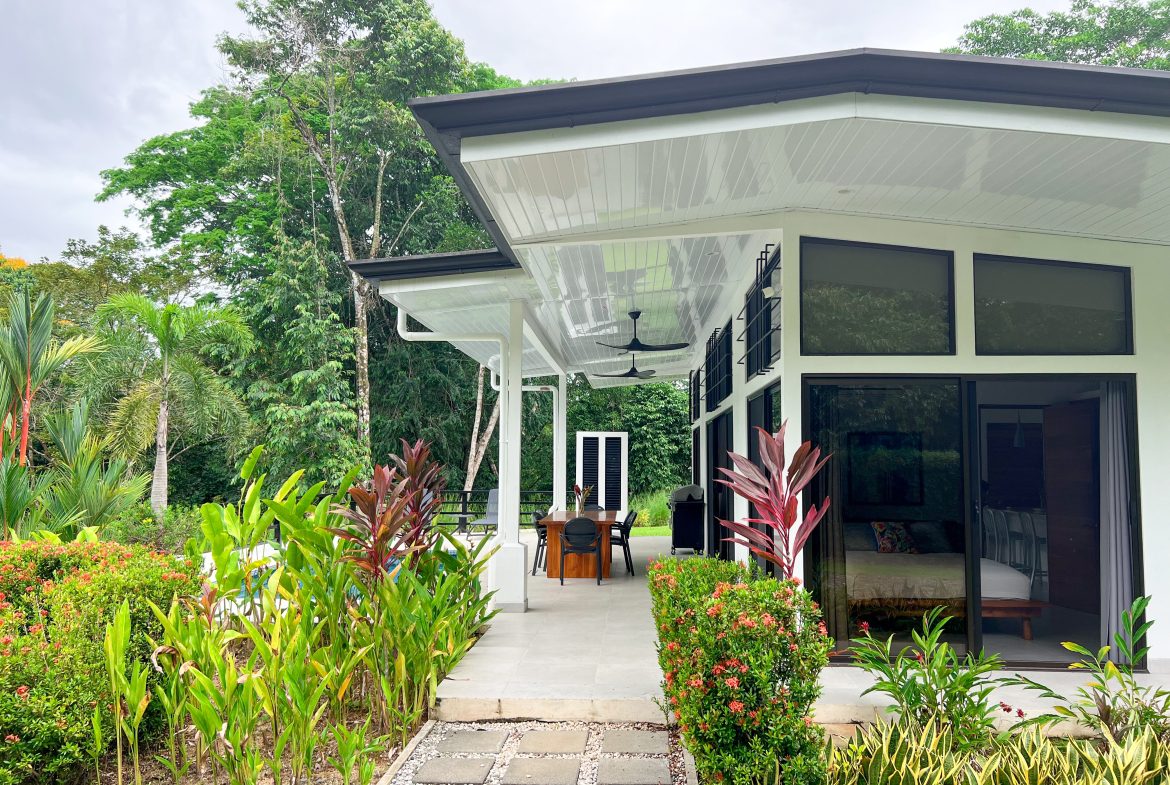 CASA CANTO DEL RÍO – A MODERN JUNGLE RETREAT WITH RIVERFRONT SERENITY & PRIVATE POOL ON 1-ACRE