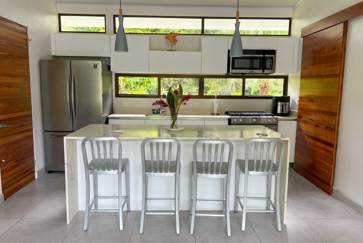 CASA CANTO DEL RÍO – A MODERN JUNGLE RETREAT WITH RIVERFRONT SERENITY & PRIVATE POOL ON 1-ACRE, Uvita, Costa Rica — photo 8