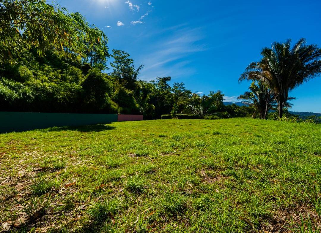 PROPERTY IN UVITA WITH OCEAN VIEW – 2.23 ACRES
