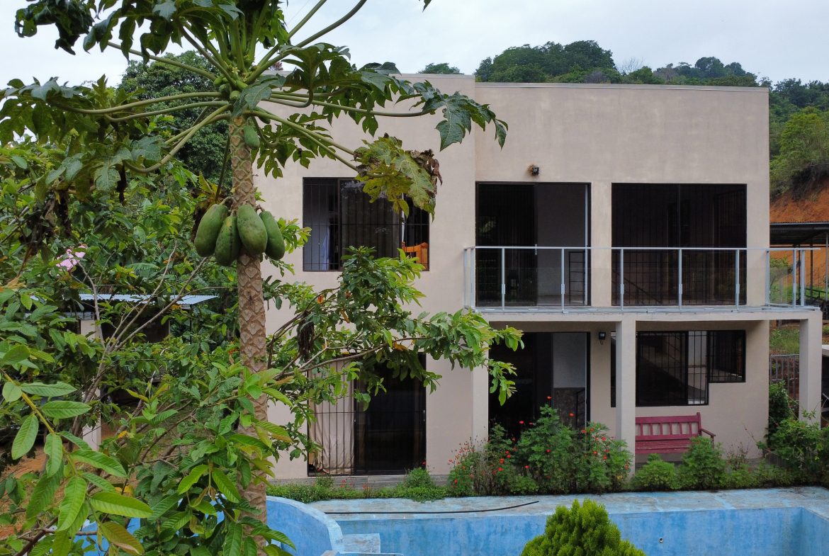 4-BEDROOM HOME WITH CREEK, FRUIT TREES AND POTENCIAL FOR EXPANSION ON 1.65 ACRES, Uvita, Costa Rica — photo 4