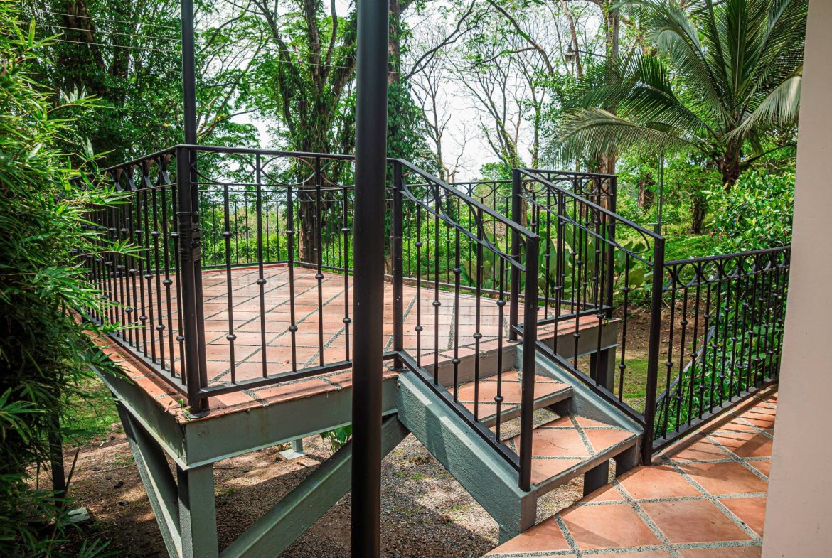PROPERTY WITH POOL IN PUERTO CORTES OJOCHAL – 2.4 ACRES, Uvita, Costa Rica — photo 4