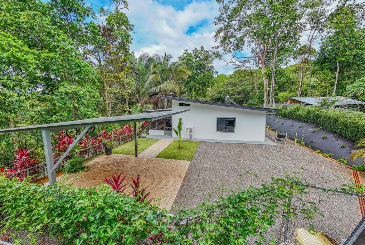 JUNGLE PROPERTY IN VENTANAS OJOCHAL –  2.19 ACRES