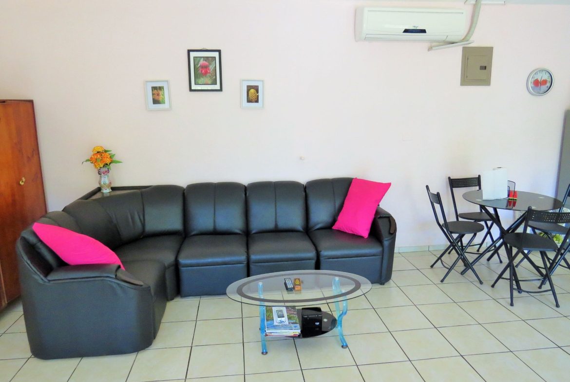 RENTAL UNITS IN BAHIA BALLENA CENTER – 0.07 ACRES