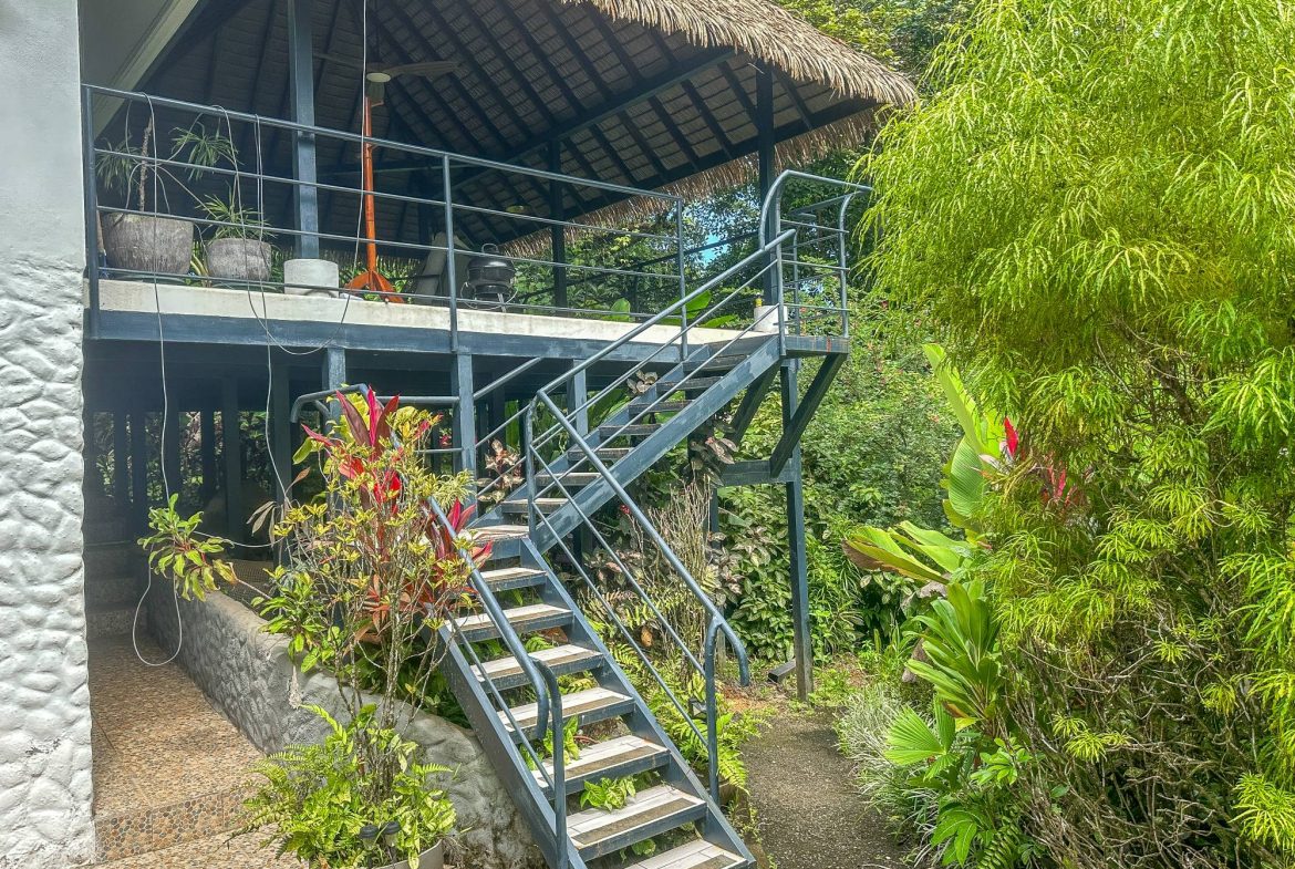 PROPERTY WITH GUEST HOUSE, IN OJOCHAL – 1.96 ACRES