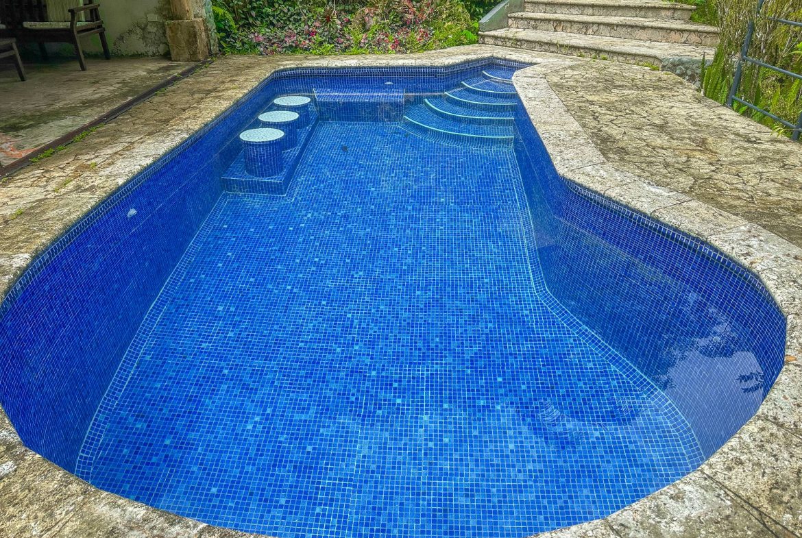 PROPERTY WITH GUEST HOUSE, IN OJOCHAL – 1.96 ACRES