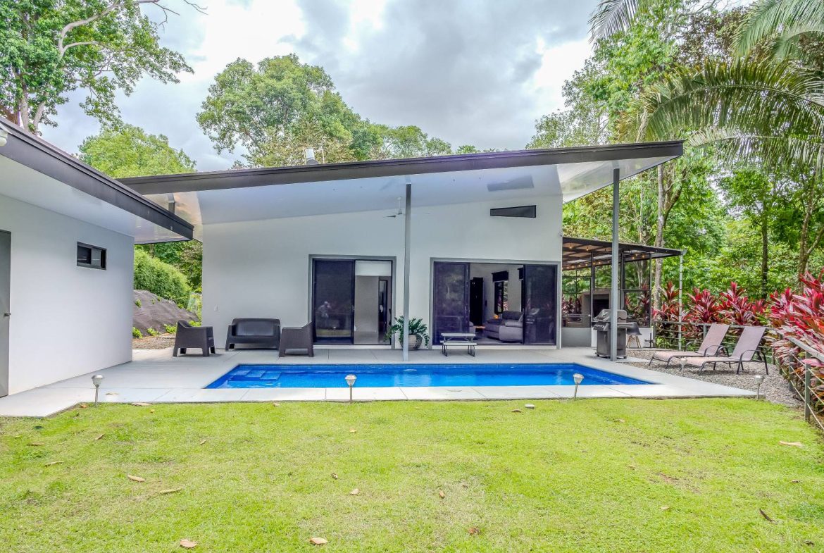 JUNGLE PROPERTY IN VENTANAS OJOCHAL –  2.19 ACRES