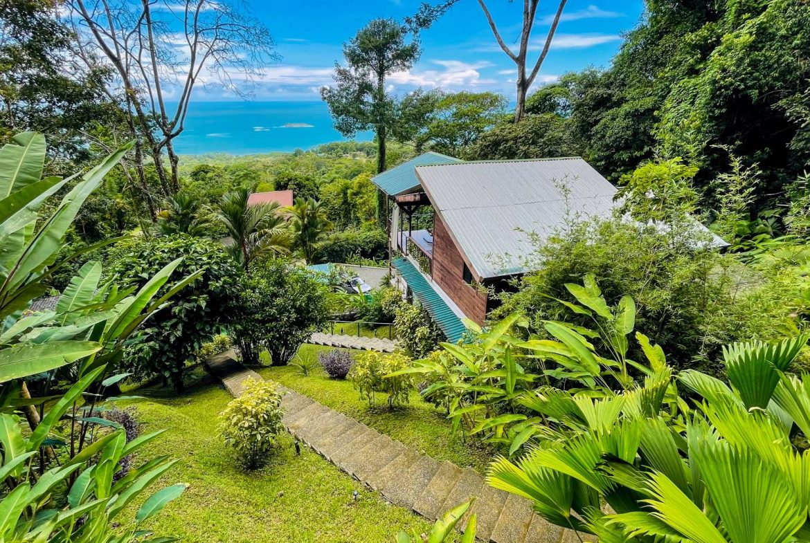 PROPERTY WITH 3  VILLAS IN PERLA THE BALLENA – 1.71 ACRES