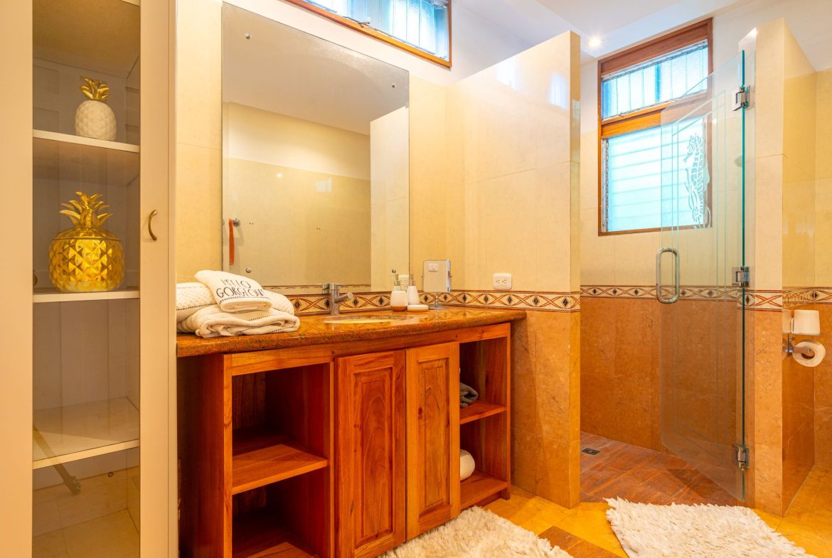 VILLA TURQUESA – ONE OF THE BEST DEALS ON THE COSTA BALLENA – 1.92 ACRES