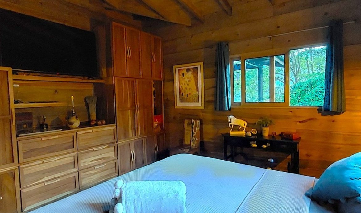 PROPERTY WITH 3 BEDROOMS IN TRES RIOS – 6.2 ACRES