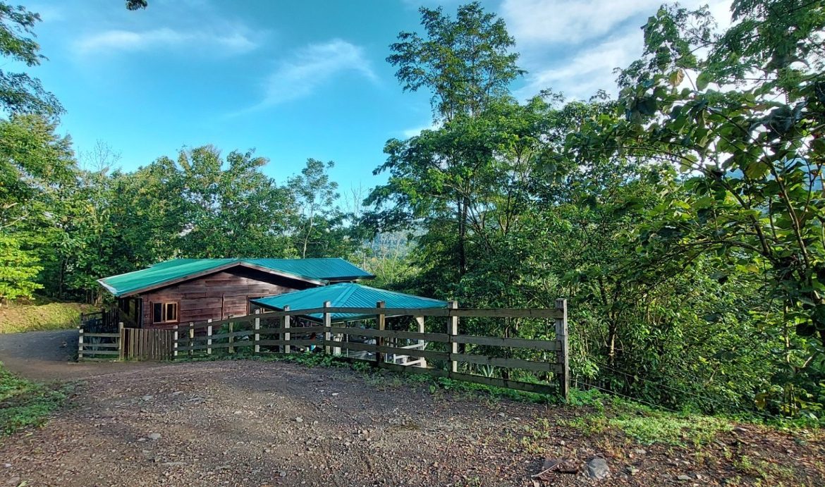 PROPERTY WITH 3 BEDROOMS IN TRES RIOS – 6.2 ACRES