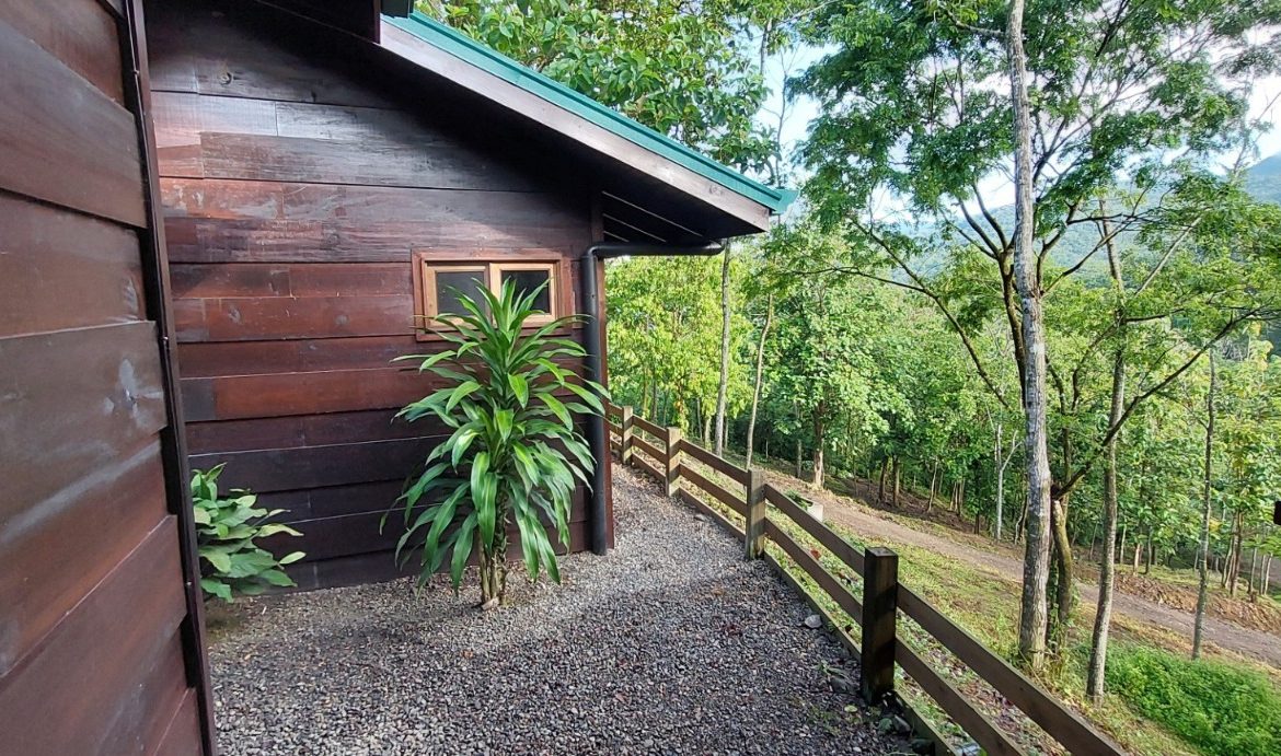 PROPERTY WITH 3 BEDROOMS IN TRES RIOS – 6.2 ACRES