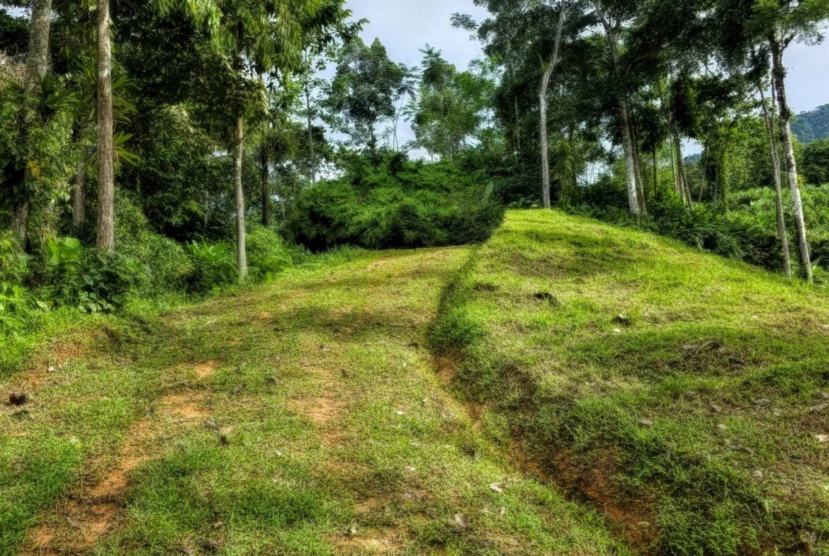 AMAZING PROPERTY WITH A WATERFALL, IN DOS BOCAS HATILLO – 344 ACRES