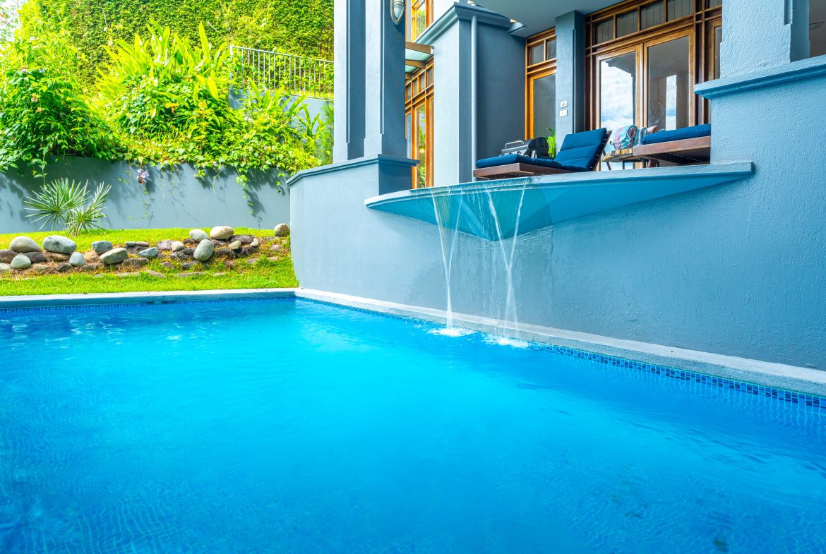 VILLA TURQUESA – ONE OF THE BEST DEALS ON THE COSTA BALLENA – 1.92 ACRES