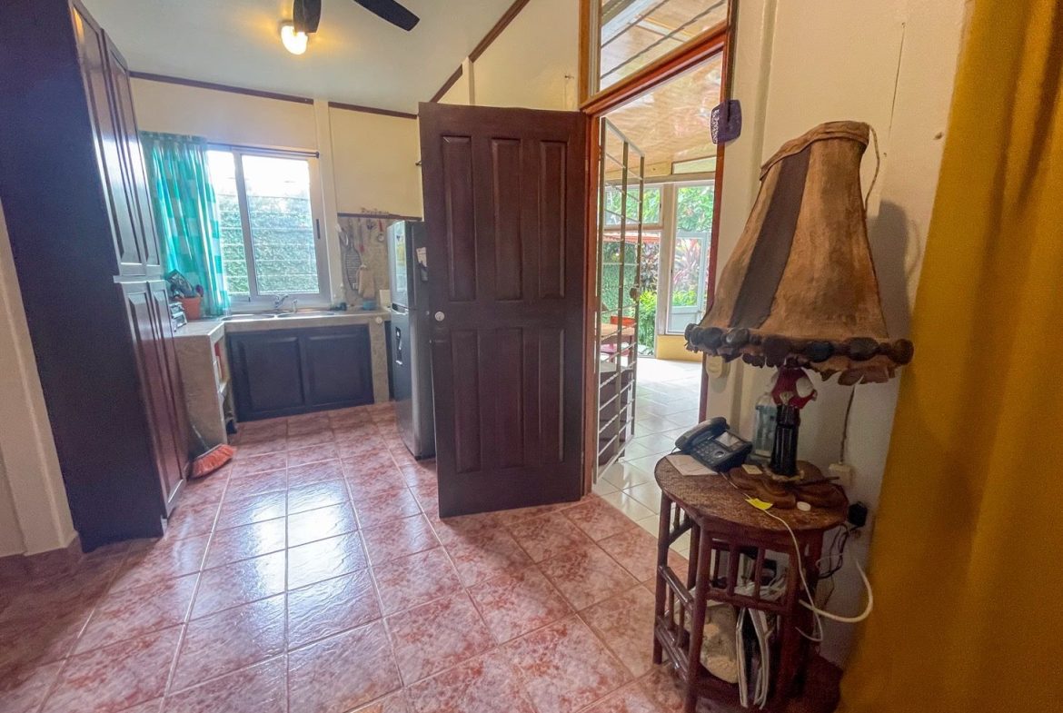 PROPERTY WITH 1 BEDROOM, IN OJOCHAL – 0.75 ACRES