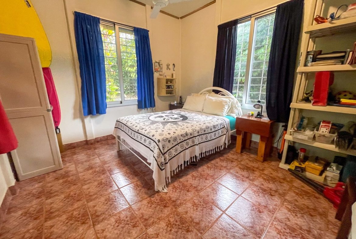 PROPERTY WITH 1 BEDROOM, IN OJOCHAL – 0.75 ACRES