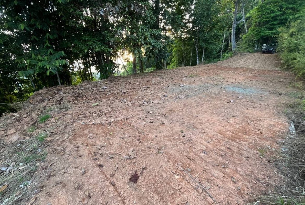 PROPERTY WITH SUNSET VIEW PUNTA MALA – 2.16 ACRES