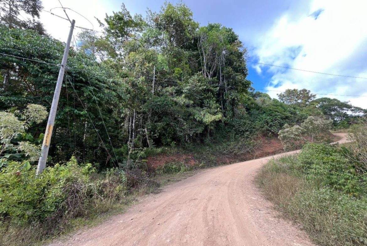 PROPERTY WITH SUNSET VIEW PUNTA MALA – 2.16 ACRES