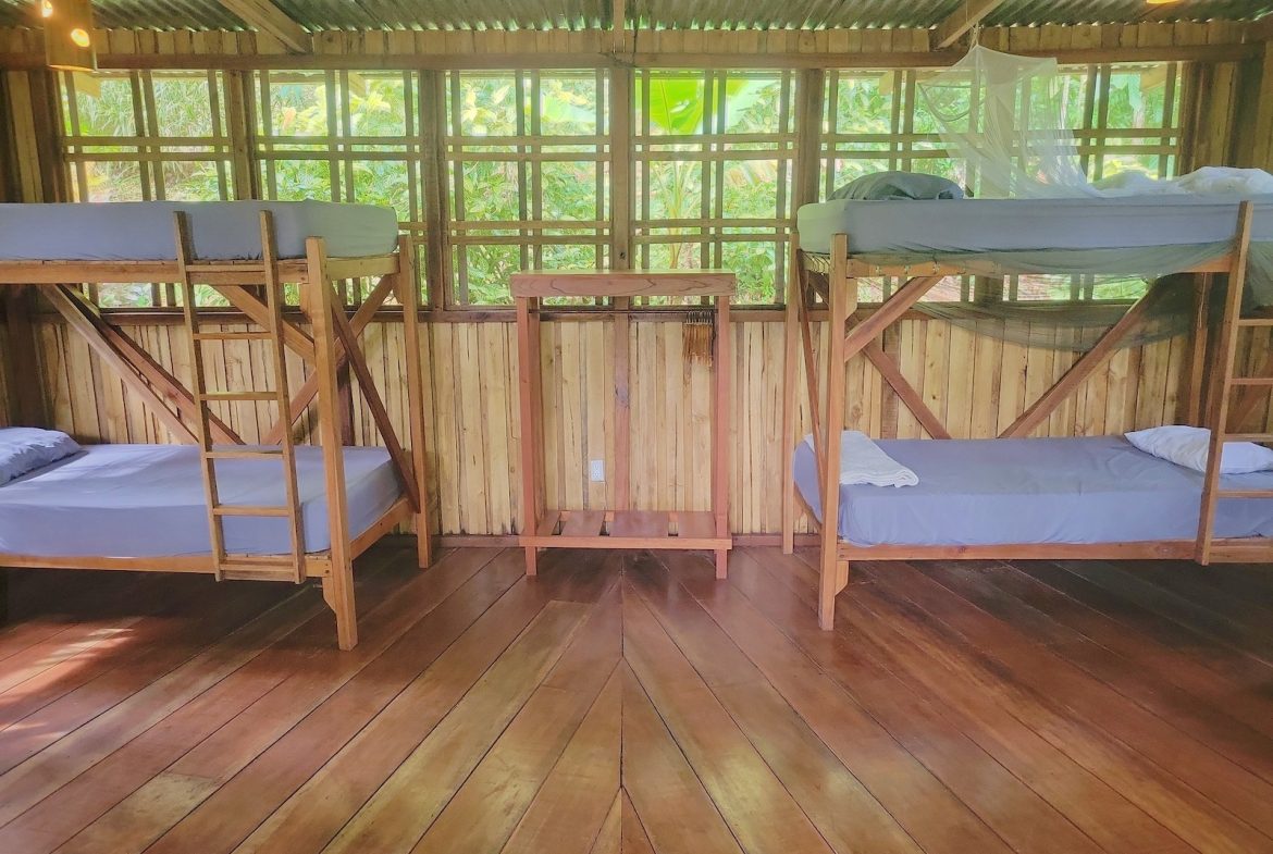 CASCADA ELYSIANA – ECO-RETREAT WITH HUGE WATERFALL