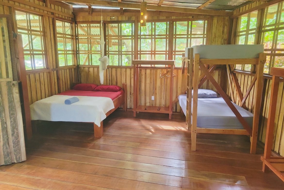 CASCADA ELYSIANA – ECO-RETREAT WITH HUGE WATERFALL